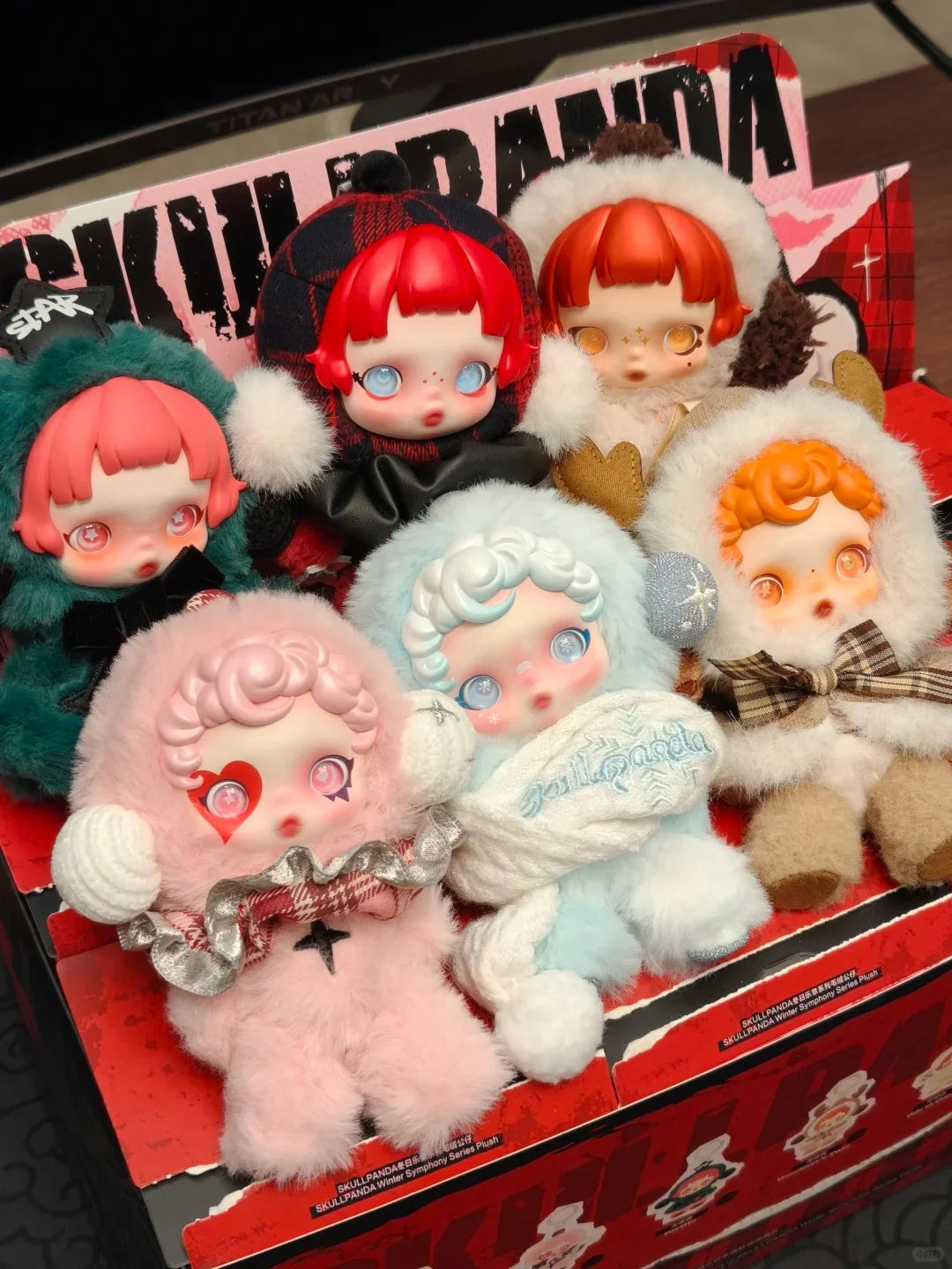 Pop Mart SKULLPANDA Blind Box